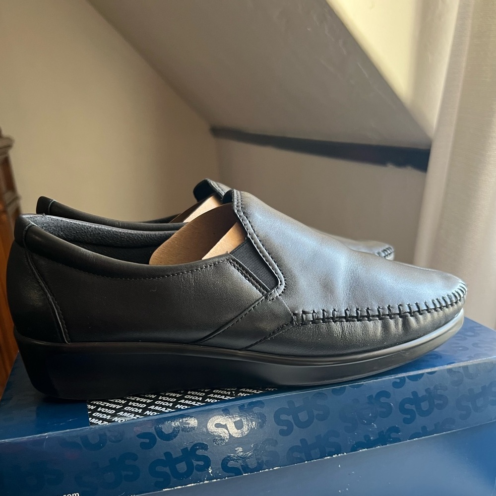SAS Black Dream Slip On Loafer, Size 10 WW - Picture 3 of 9